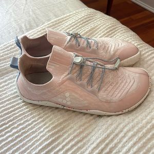 Vivo Barefoot Petal Pink Primus Trail Knit FG shoe